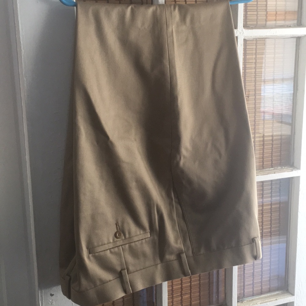 Perry Ellis portfolio khaki men’s pants size 42x32